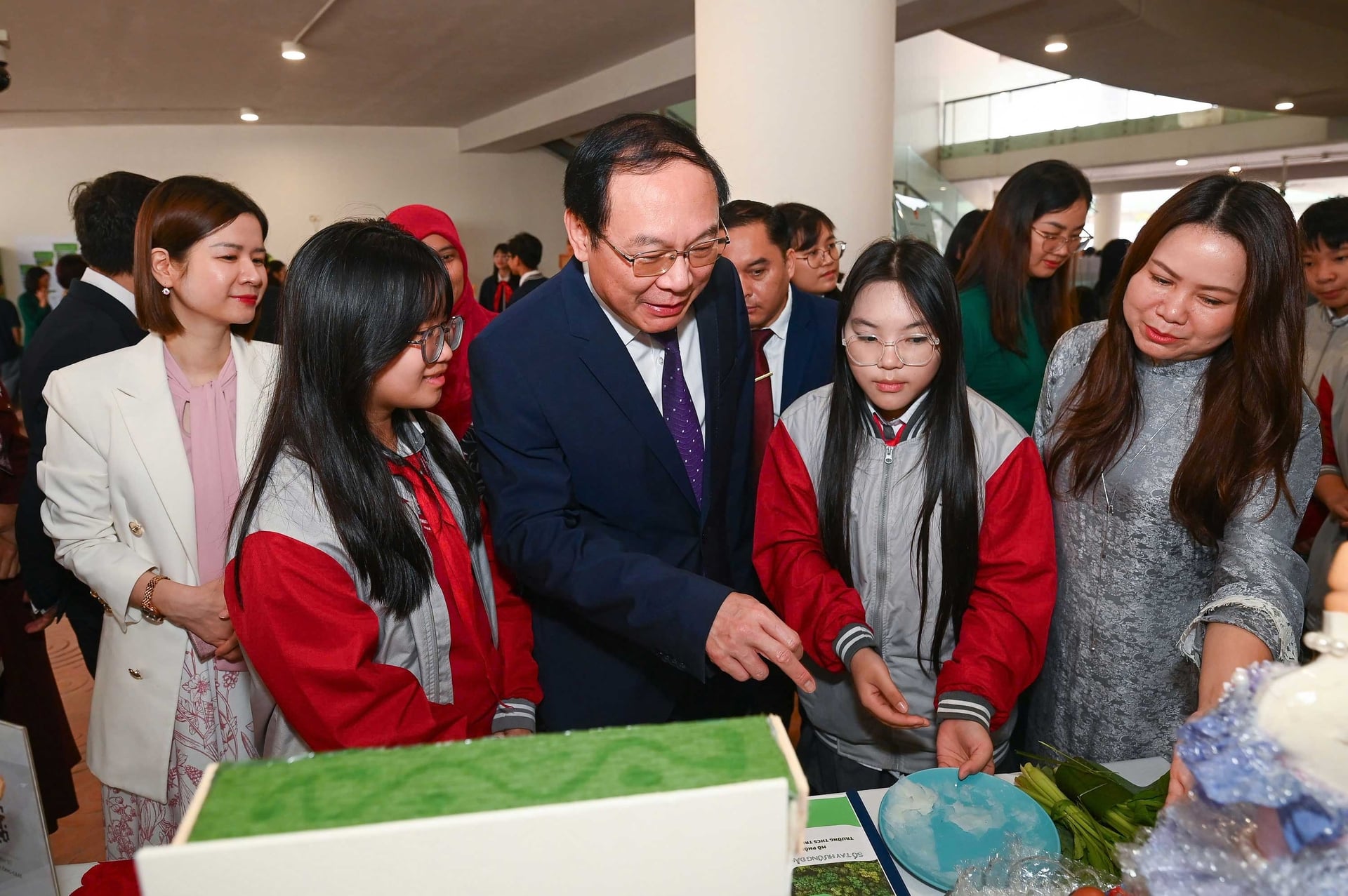 Nhập chú thích ảnh