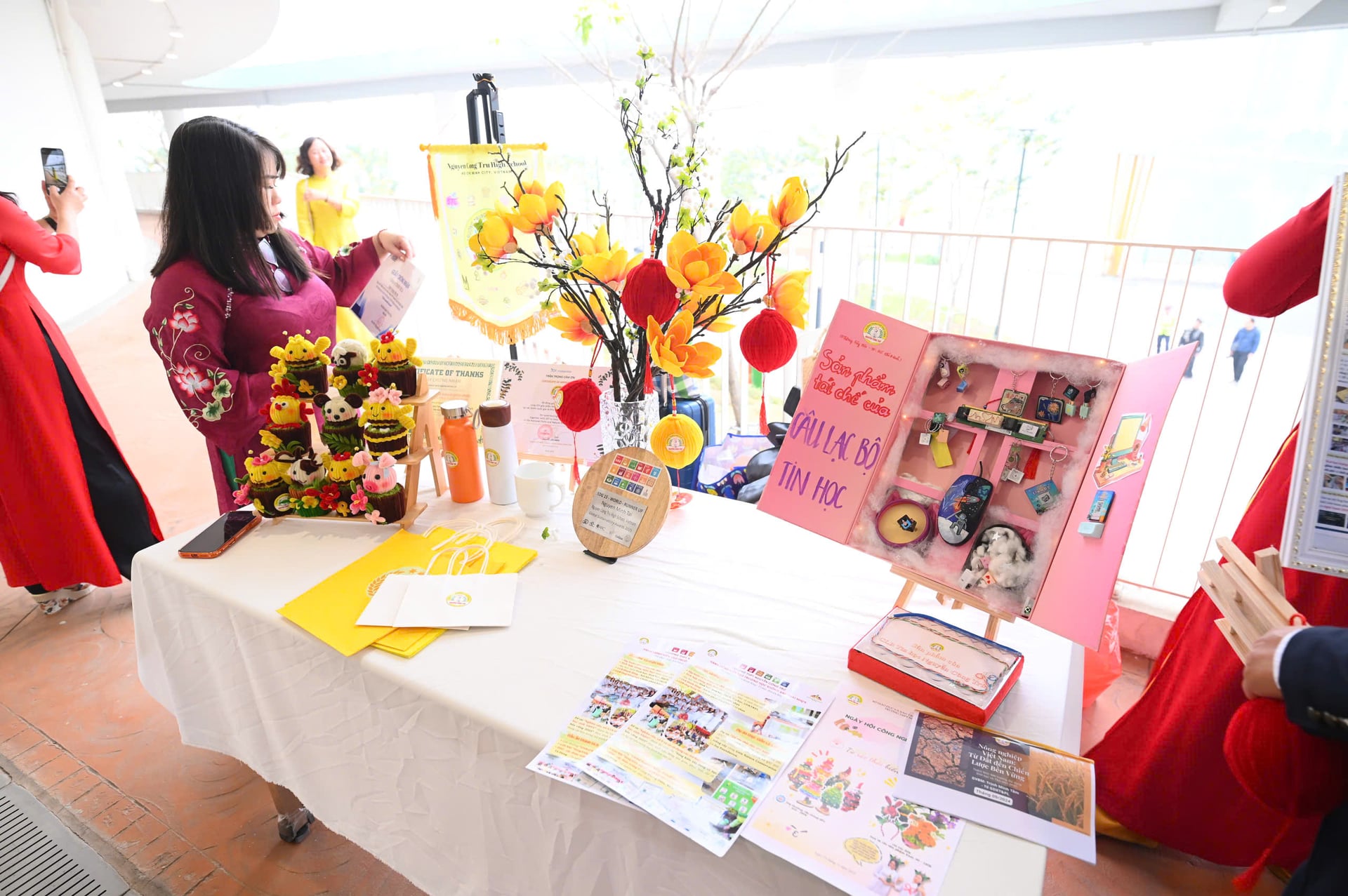 Nhập chú thích ảnh